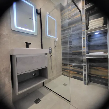 House Of Free Parking Apartman Szarajevó