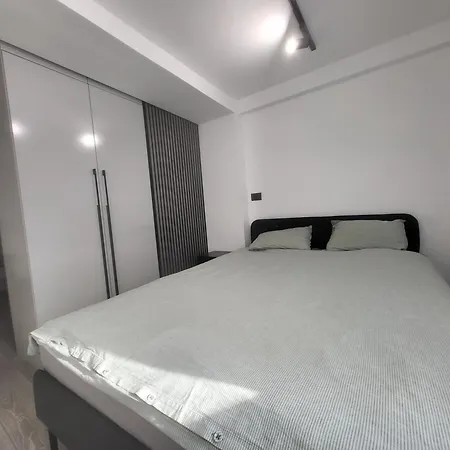 House Of Free Parking Apartman