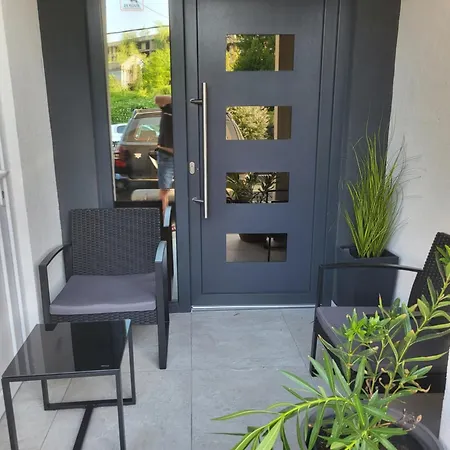 House Of Apartment *